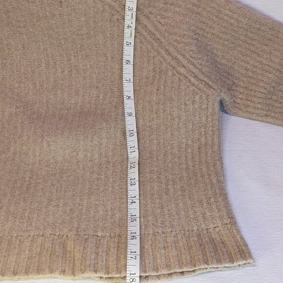 TILLEY 100% RWS Wool Sweater Size Medium Crop Peach Pastel - Picture 5 of 8